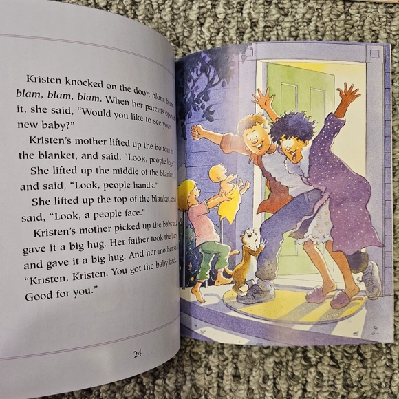 Robert Munsch kids story book bundle - Picture 9 of 13